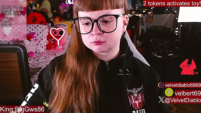 VelvetDiablo's cam snapshot