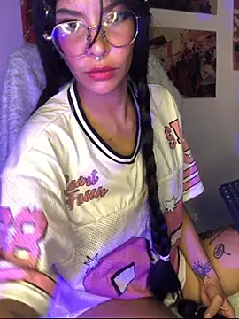 Luna-Chann's cam snapshot