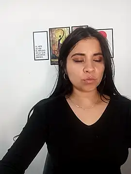 ValerieLove_'s cam snapshot