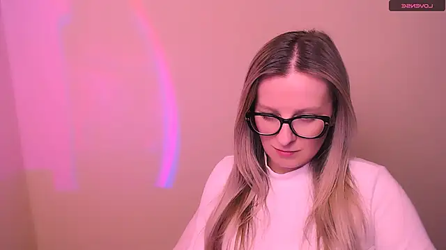 AnnePeach's cam snapshot