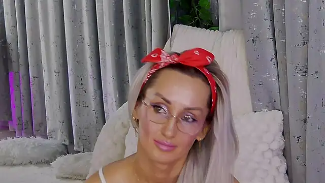 IsabelleEthan's cam snapshot