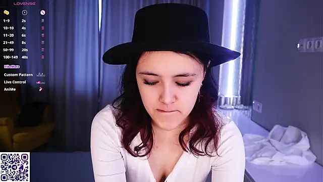 VerlieChahal's cam snapshot