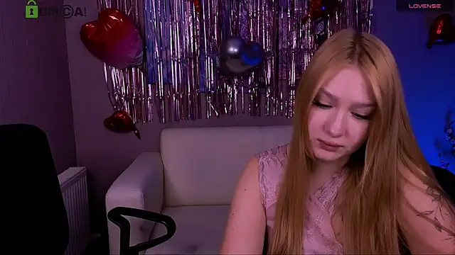 playful_sophie's cam snapshot