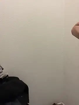 Carlin-yiyi live sex cam