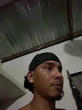 XXXTOKIO22 live sex cam