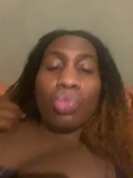 Moorella1 live sex cam