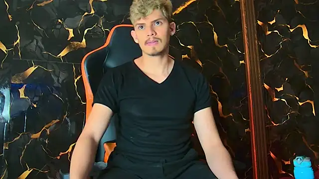 davilap_toyboy live sex cam