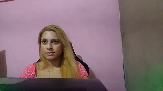 JolynRegener's cam snapshot