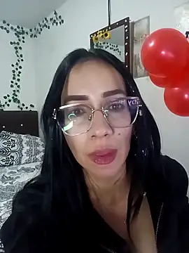 YaraDuartee live sex cam