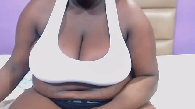 DARKGIANTMELANIN live sex cam