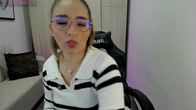 Katapinter live sex cam