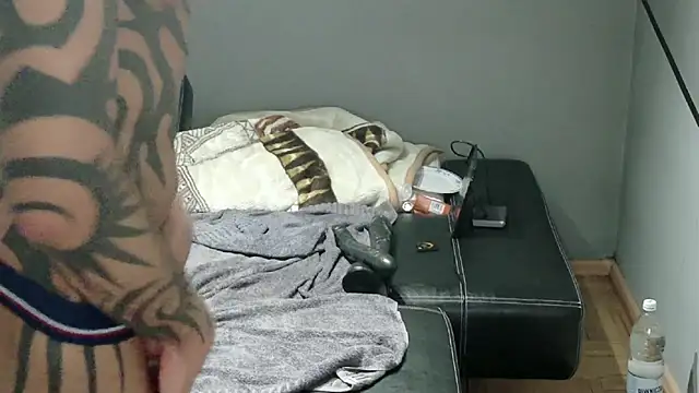 slavic_boy_39 live sex cam