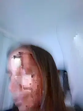 ofjuliaa live sex cam