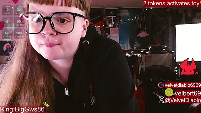 VelvetDiablo live sex cam