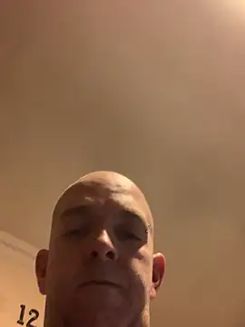 Bigtoyaddict live sex cam