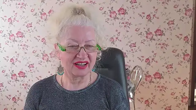 Maya_Mayflower's cam snapshot