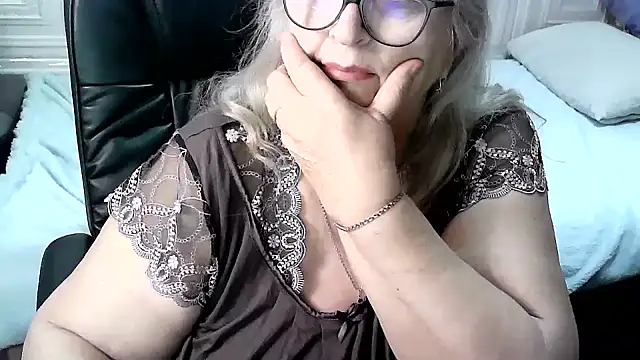 LolkaAlyss's cam snapshot