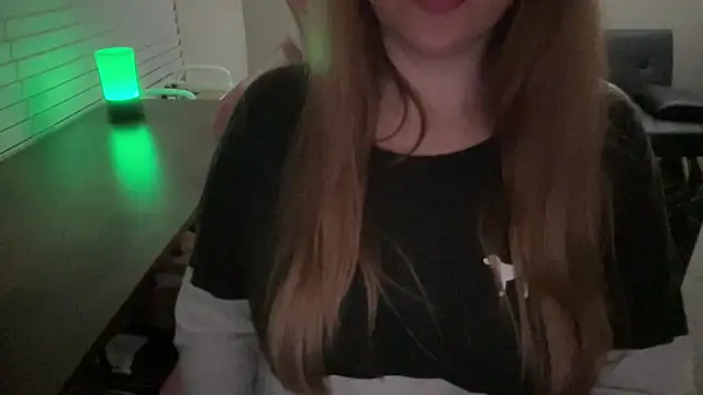 MollyJenson's cam snapshot