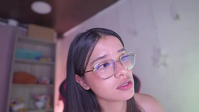 Lana_Dreams_'s cam snapshot