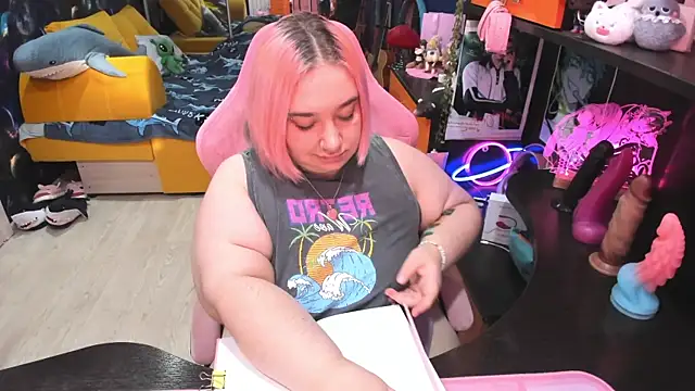 Softie_Sofy's cam snapshot