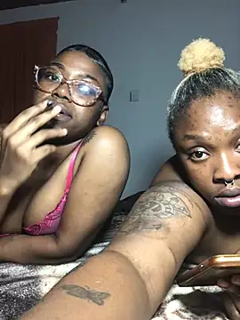 The_wickles_4443 live sex cam