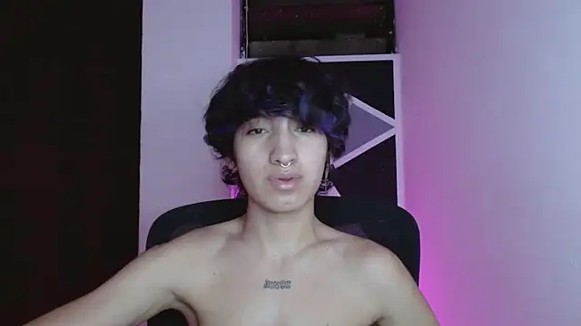 littlextreme live sex cam