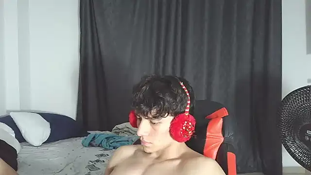 aresholland live sex cam