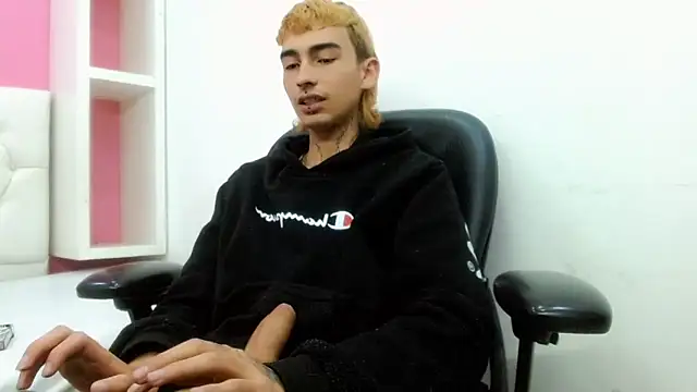 ttimy_x_boy live sex cam