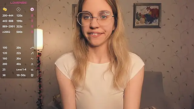 JoanBaggott live sex cam