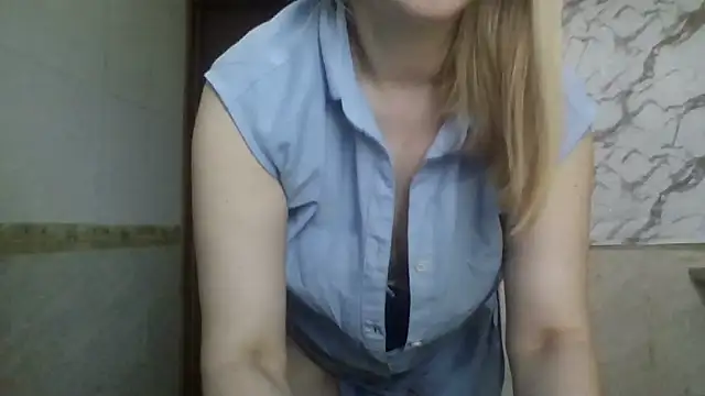 MiyaHottie live sex cam