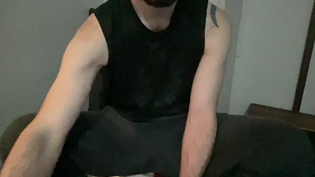 alphajoshkosh's cam snapshot