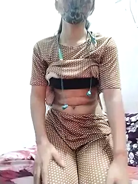 Cute-Naavya live sex cam