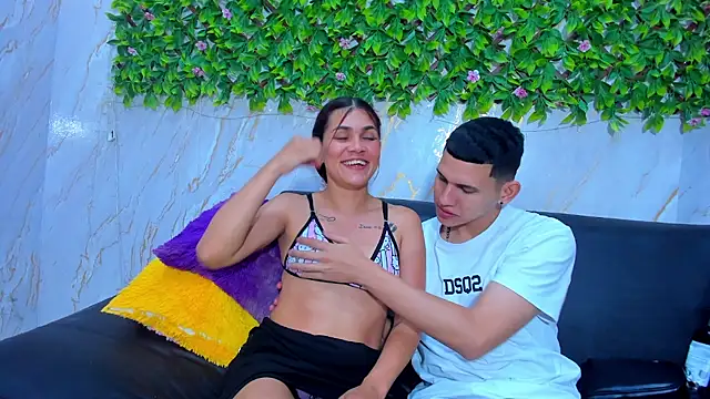 Deep_Desires_3's cam snapshot