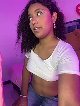 canelaa_sweet5's cam snapshot