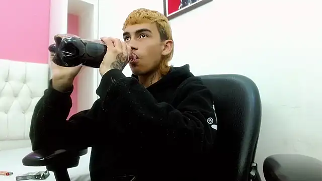 ttimy_x_boy live sex cam