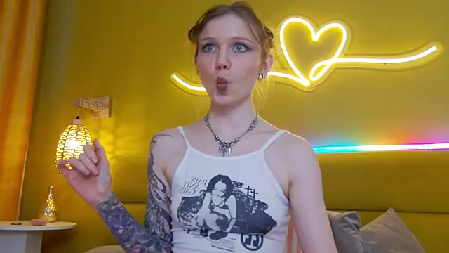 lessysweety's cam snapshot