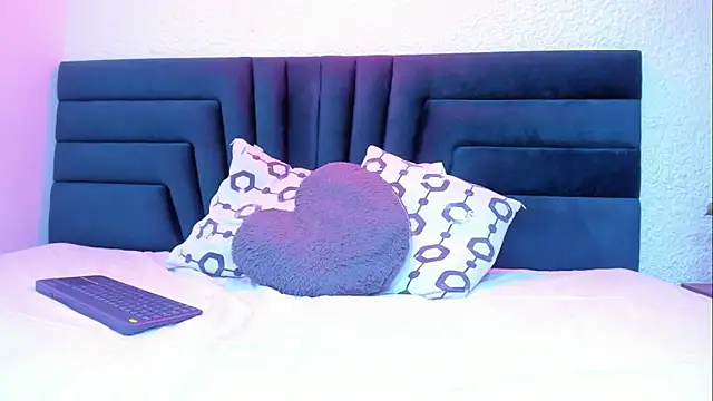 VictoriaRouge_'s cam snapshot