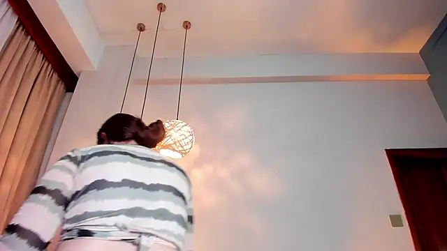 Emilywatsonn's cam snapshot