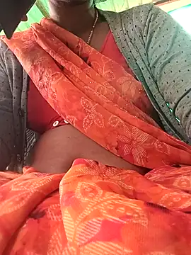 Muskan44s live sex cam