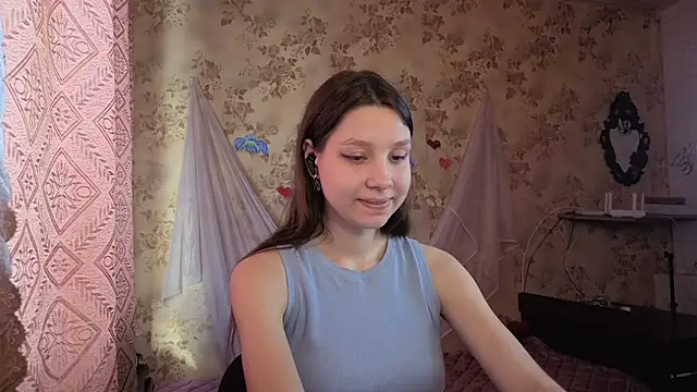 QutieDaSweet live sex cam