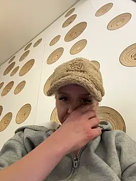 LikaCat live sex cam