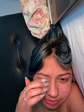 lynn9000 live sex cam