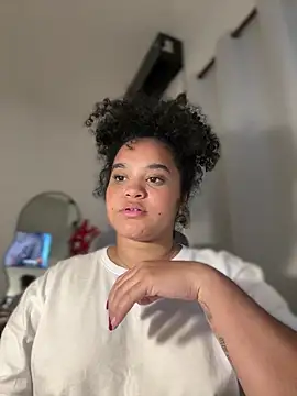 Lucy_wilson5 live sex cam