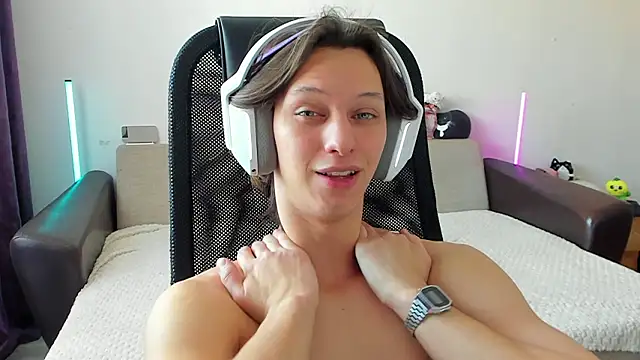 Ostin_meow live sex cam