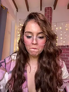 Juanelopez1 live sex cam