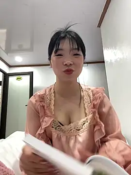 cuty_lusy live sex cam