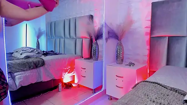 NaeniaDemon_'s cam snapshot