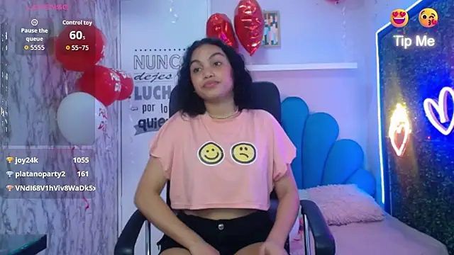 valeria_martinez19's cam snapshot