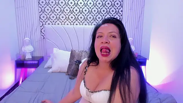 Renatta_Milly's cam snapshot