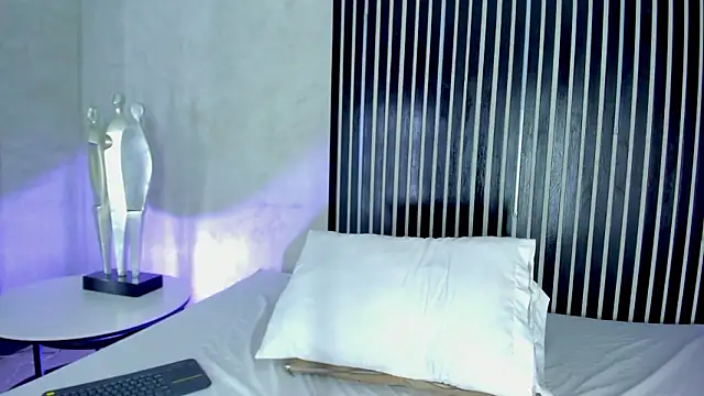 melodyphillips_2_'s cam snapshot